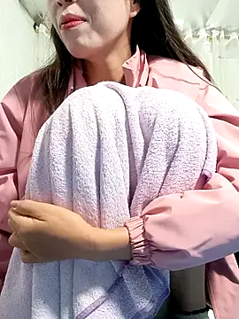 Snapshot of Sweet_Toy20 chatting on November 14, 2025, 10:02 pm Sweet Toy20 online show from November 14, 2025, 10:02 pm