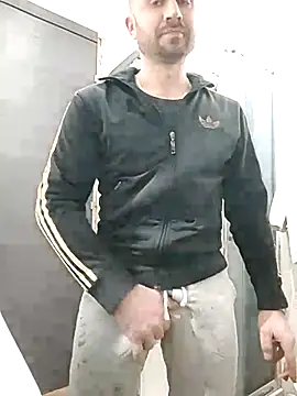 Snapshot of gilera250s chatting on March 4, 2025, 7:54 pm gilera250s online show from March 4, 2025, 7:54 pm