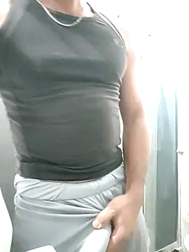 Snapshot of gilera250s chatting on November 18, 2025, 4:43 pm gilera250s online show from November 18, 2025, 4:43 pm