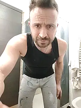 Snapshot of gilera250s chatting on March 11, 2025, 5:24 pm gilera250s online show from March 11, 2025, 5:24 pm