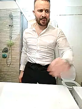 Snapshot of gilera250s chatting on February 16, 2025, 12:19 am gilera250s online show from February 16, 2025, 12:19 am