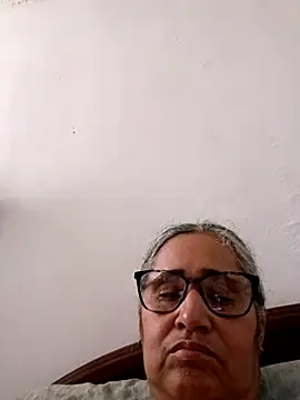 Snapshot of _candi chatting on April 21, 2026, 6:58 pm candi online show from April 21, 2026, 6:58 pm