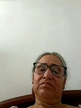 Snapshot of _candi chatting on May 11, 2026, 4:15 pm candi online show from May 11, 2026, 4:15 pm