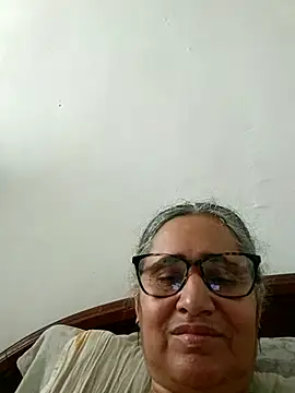 Snapshot of _candi chatting on April 24, 2026, 3:36 pm candi online show from April 24, 2026, 3:36 pm