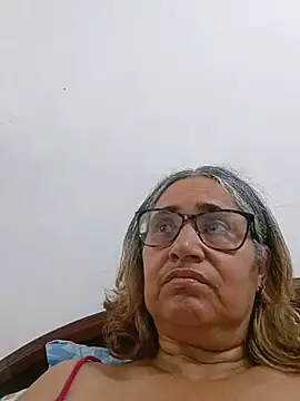 Snapshot of _candi chatting on May 30, 2026, 1:28 pm candi online show from May 30, 2026, 1:28 pm