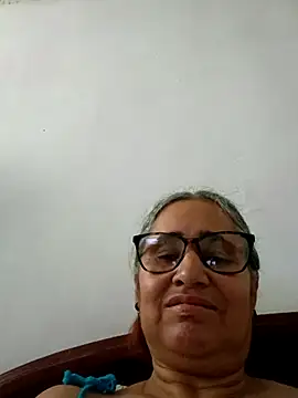 Snapshot of _candi chatting on April 17, 2026, 12:52 pm candi online show from April 17, 2026, 12:52 pm