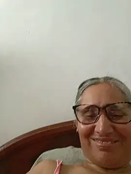 Snapshot of _candi chatting on May 14, 2026, 4:59 pm candi online show from May 14, 2026, 4:59 pm
