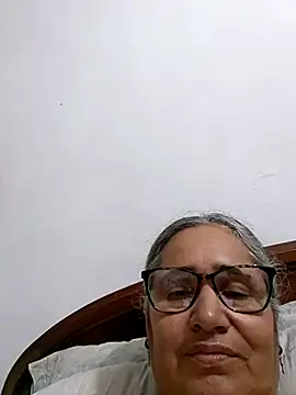  candi online show from April 12, 2026, 5:54 am