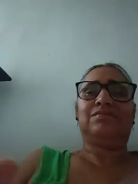 Snapshot of _candi chatting on May 24, 2026, 11:21 am candi online show from May 24, 2026, 11:21 am