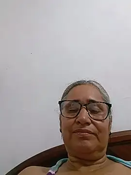 Snapshot of _candi chatting on May 19, 2026, 12:12 pm candi online show from May 19, 2026, 12:12 pm