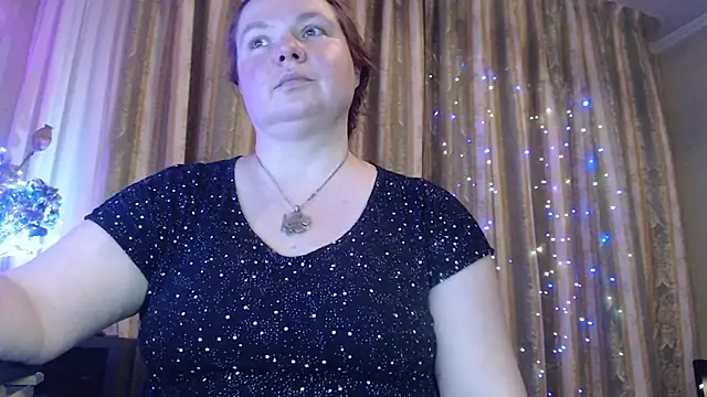 Snapshot of amorelara chatting on June 30, 2026, 3:12 pm amorelara online show from June 30, 2026, 3:12 pm