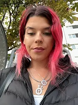 RiriRoseey online show from October 23, 2025, 6:34 am