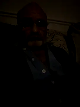 Snapshot of Shyboy817 chatting on November 7, 2025, 2:05 am Shyboy817 online show from November 7, 2025, 2:05 am