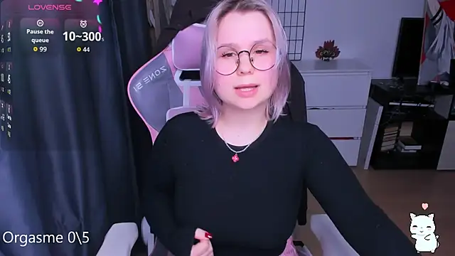 Snapshot of miray_kuriyama123 chatting on April 5, 2026, 5:41 pm miray kuriyama123 online show from April 5, 2026, 5:41 pm