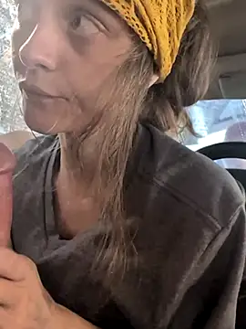 Snapshot of AriellaTaylor chatting on October 17, 2025, 7:48 pm AriellaTaylor online show from October 17, 2025, 7:48 pm