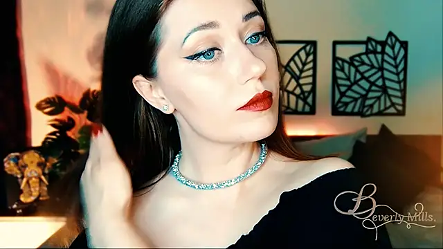 MissBeverlyMills online show from March 22, 2025, 4:15 pm