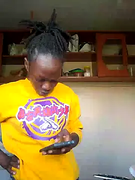 Snapshot of Missspoilmeifyouloveme chatting on January 28, 2025, 12:22 pm Missspoilmeifyouloveme online show from January 28, 2025, 12:22 pm