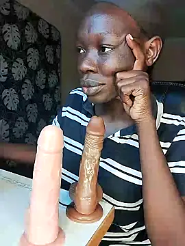 Snapshot of Missspoilmeifyouloveme chatting on January 18, 2025, 7:59 am Missspoilmeifyouloveme online show from January 18, 2025, 7:59 am