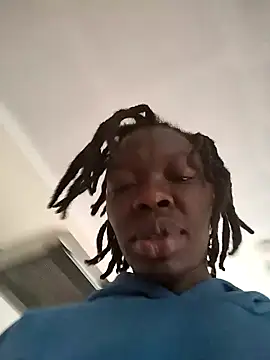 Snapshot of Missspoilmeifyouloveme chatting on January 24, 2025, 12:10 pm Missspoilmeifyouloveme online show from January 24, 2025, 12:10 pm