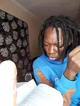 Snapshot of Missspoilmeifyouloveme chatting on February 3, 2025, 12:58 am Missspoilmeifyouloveme online show from February 3, 2025, 12:58 am