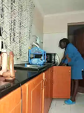 Snapshot of Missspoilmeifyouloveme chatting on January 17, 2025, 5:41 pm Missspoilmeifyouloveme online show from January 17, 2025, 5:41 pm