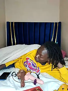 Snapshot of Missspoilmeifyouloveme chatting on January 28, 2025, 4:41 pm Missspoilmeifyouloveme online show from January 28, 2025, 4:41 pm