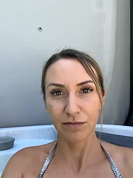 Snapshot of HerrinAnja chatting on July 28, 2026, 12:12 pm HerrinAnja online show from July 28, 2026, 12:12 pm