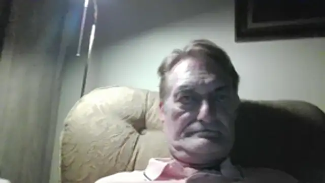 Snapshot of Alain-Bertrand chatting on August 3, 2026, 8:58 pm Alain-Bertrand online show from August 3, 2026, 8:58 pm