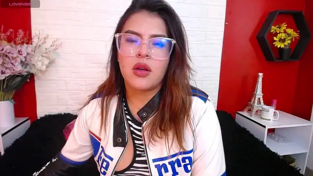  poison sweet online show from October 8, 2025, 6:52 pm