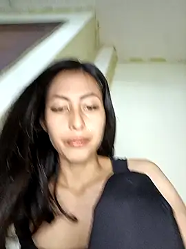 Anahi cake online show from March 21, 2025, 1:23 pm