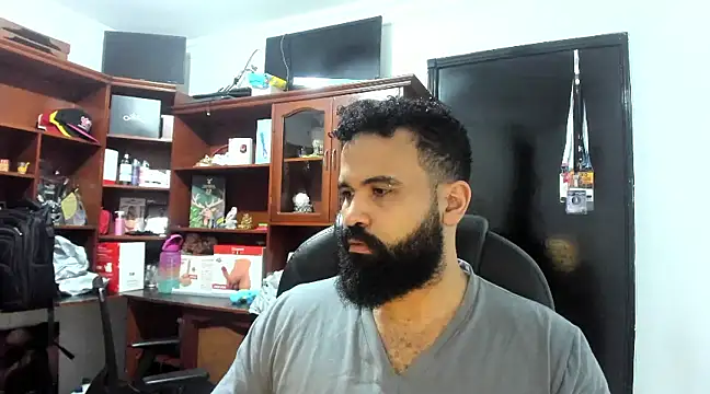 Snapshot of Drako_Argentii chatting on March 14, 2025, 3:37 am Drako Argentii online show from March 14, 2025, 3:37 am