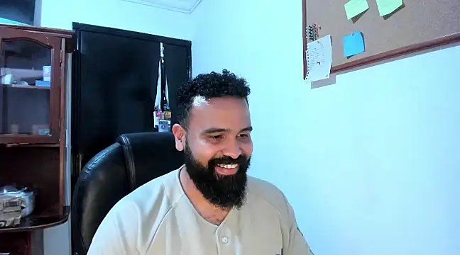 Snapshot of Drako_Argentii chatting on March 18, 2025, 1:02 am Drako Argentii online show from March 18, 2025, 1:02 am