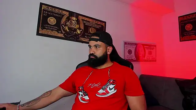 Snapshot of Drako_Argentii chatting on March 19, 2025, 4:02 pm Drako Argentii online show from March 19, 2025, 4:02 pm