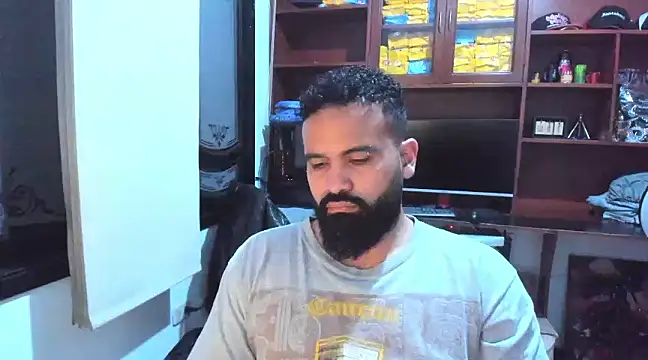 Snapshot of Drako_Argentii chatting on February 9, 2025, 12:49 am Drako Argentii online show from February 9, 2025, 12:49 am