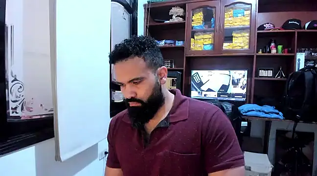 Snapshot of Drako_Argentii chatting on February 14, 2025, 7:54 pm Drako Argentii online show from February 14, 2025, 7:54 pm