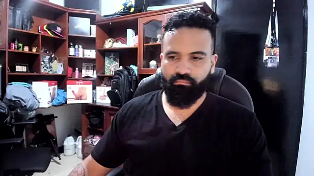 Snapshot of Drako_Argentii chatting on March 7, 2025, 3:40 am Drako Argentii online show from March 7, 2025, 3:40 am