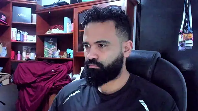 Snapshot of Drako_Argentii chatting on March 8, 2025, 3:06 am Drako Argentii online show from March 8, 2025, 3:06 am