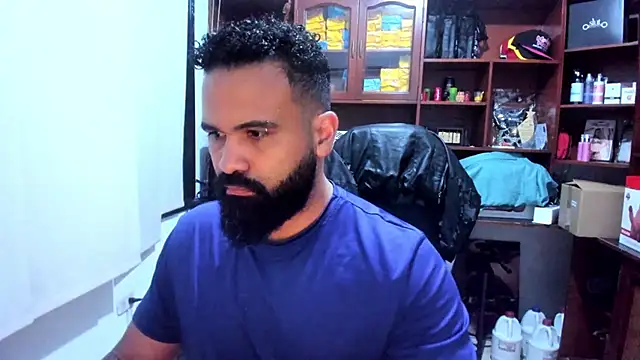 Snapshot of Drako_Argentii chatting on March 5, 2025, 3:40 am Drako Argentii online show from March 5, 2025, 3:40 am