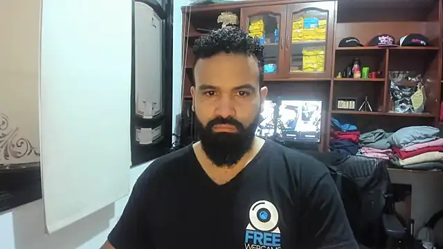 Snapshot of Drako_Argentii chatting on February 20, 2025, 12:25 pm Drako Argentii online show from February 20, 2025, 12:25 pm