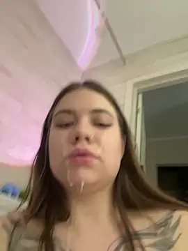 Vikki toriya online show from March 16, 2025, 7:49 pm