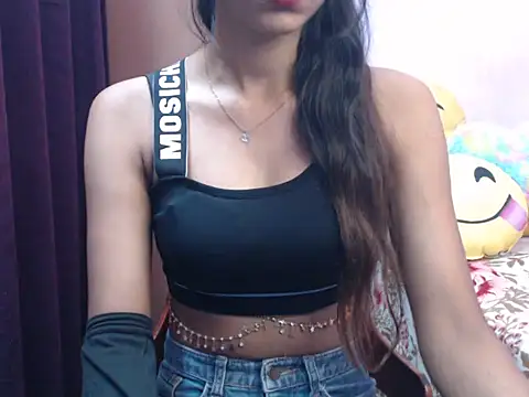 Snapshot of Angel_kiyara chatting on October 23, 2025, 7:45 pm Angel kiyara online show from October 23, 2025, 7:45 pm