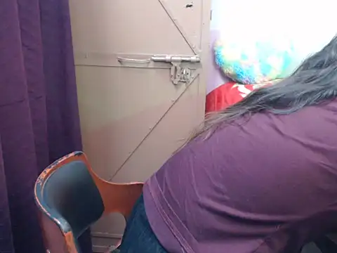 Snapshot of Angel_kiyara chatting on November 17, 2025, 8:46 pm Angel kiyara online show from November 17, 2025, 8:46 pm