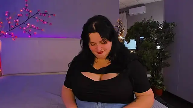 Snapshot of MonaSteele chatting on May 28, 2026, 12:00 pm MonaSteele online show from May 28, 2026, 12:00 pm