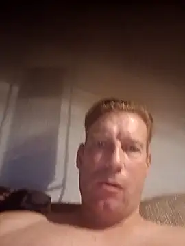 MArciQuarky online show from November 7, 2025, 6:07 am