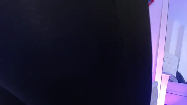 Snapshot of hanna_danger19 chatting on February 6, 2025, 1:43 pm hanna danger19 online show from February 6, 2025, 1:43 pm