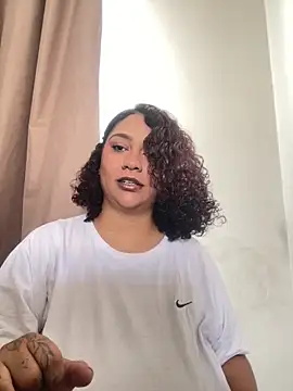 Snapshot of hanna_danger19 chatting on April 1, 2026, 2:14 pm hanna danger19 online show from April 1, 2026, 2:14 pm