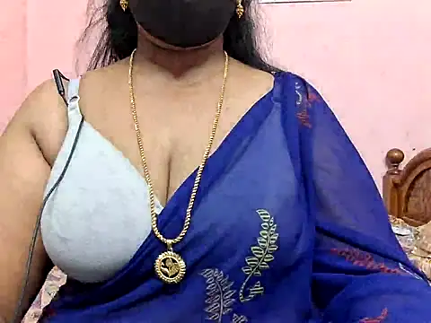 Snapshot of Pallavi-sri chatting on April 3, 2026, 5:08 pm Pallavi-sri online show from April 3, 2026, 5:08 pm