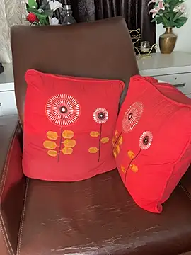 Jen jennyy1 online show from February 20, 2025, 8:25 pm