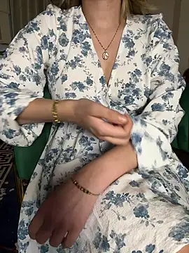 Jen jennyy1 online show from May 22, 2026, 11:58 pm