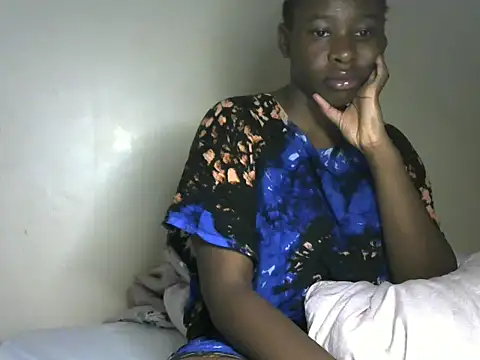 Snapshot of Novah_ chatting on December 15, 2025, 2:17 am Novah online show from December 15, 2025, 2:17 am